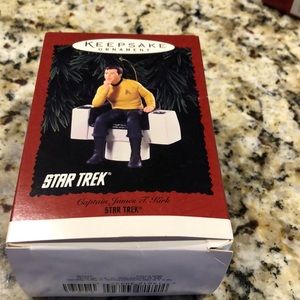 Hallmark Keepsake Star Trek Capt James Kirk